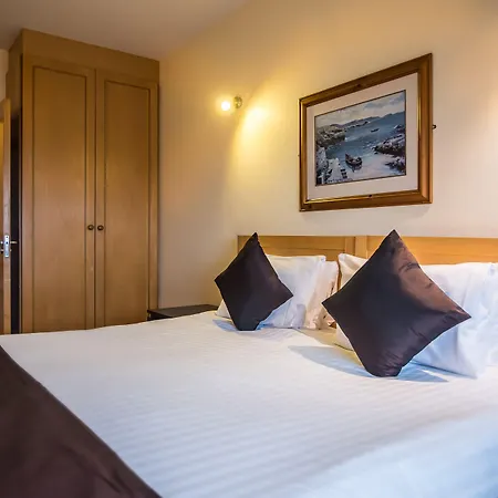 Galway Bay Sea View Apartments-3